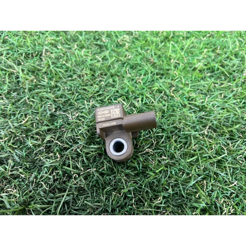 Датчик удару центральної стійки (airbag/безопасность) Hyundai Santa Fe TM 2020 2.4GDI 95920S1100