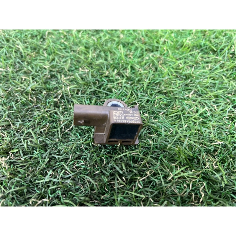 Датчик удару центральної стійки (airbag/безопасность) Hyundai Santa Fe TM 2019 2.4GDI 95920S1100