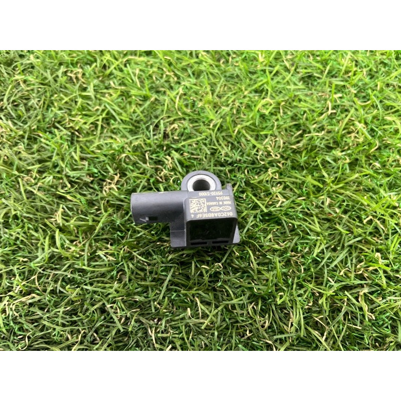 Датчик удара (электрика / датчики) Hyundai Santa Fe TM 2019 2.4GDI 95920S1000