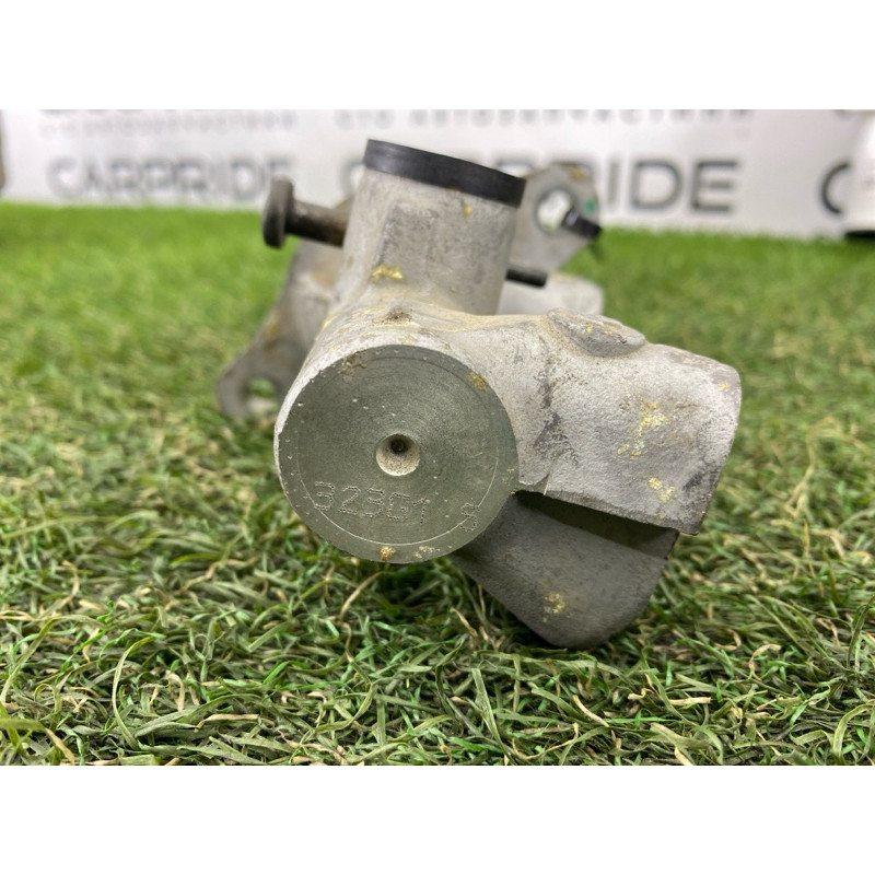 Главный тормозной цилиндр (тормозная система) BMW 3-series E46 2001 M54B30 34316751442