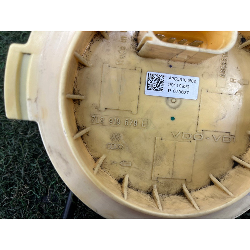 Датчик уровня топлива (электрика / датчики) Volkswagen Touareg II NF 2013 3.0 7P0919673