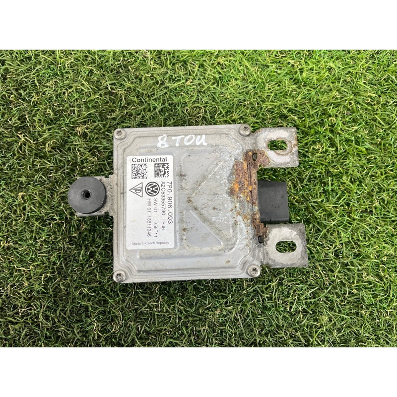 Блок управления топливным насосом (электрика / блок управления) Volkswagen Touareg II NF 2013 3.0 7P0906093B