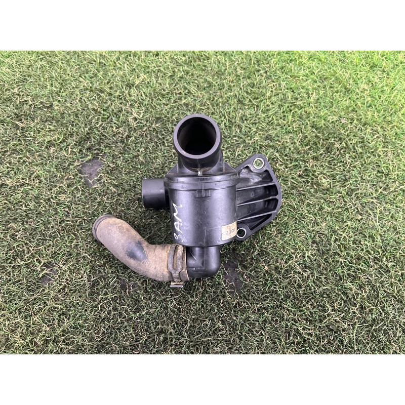 Термостат (система охлаждения) Volkswagen Amarok 2H 2012 2.0 03L121111AB