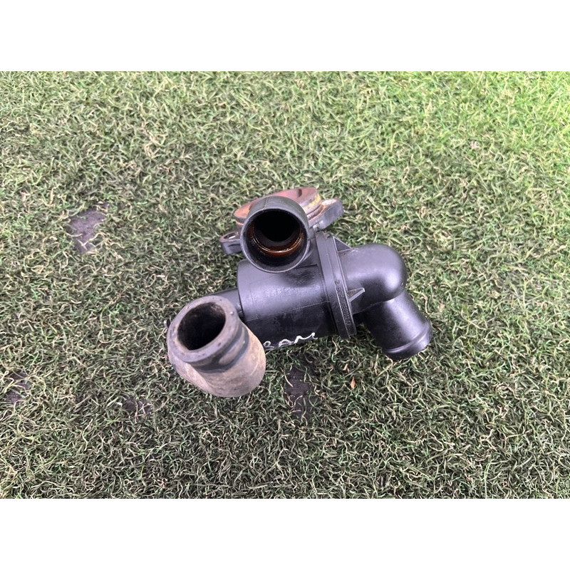 Термостат (система охлаждения) Volkswagen Amarok 2H 2012 2.0 03L121111AB