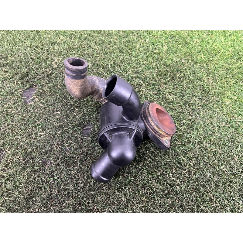 Термостат (система охлаждения) Volkswagen Amarok 2H 2012 2.0 03L121111AB