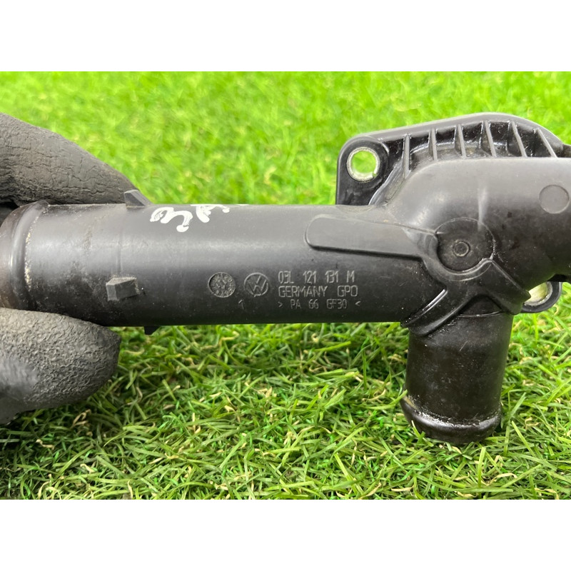 Фланец системы охлаждения (система охлаждения) Volkswagen Amarok 2H 2012 2.0 03L121131M