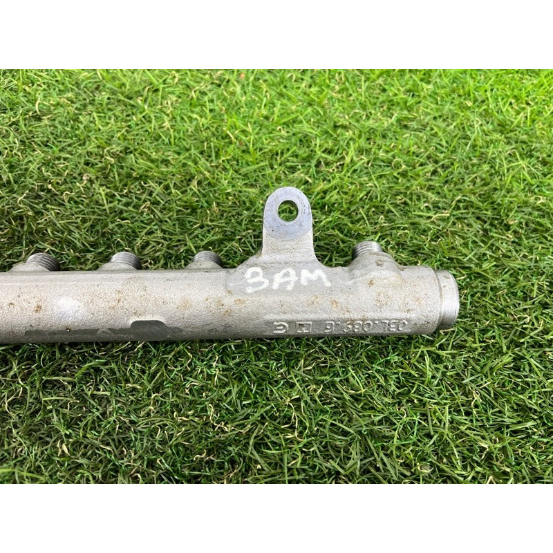 Топливная рампа (топливная система) Volkswagen Amarok 2H 2012 2.0 03L130089K