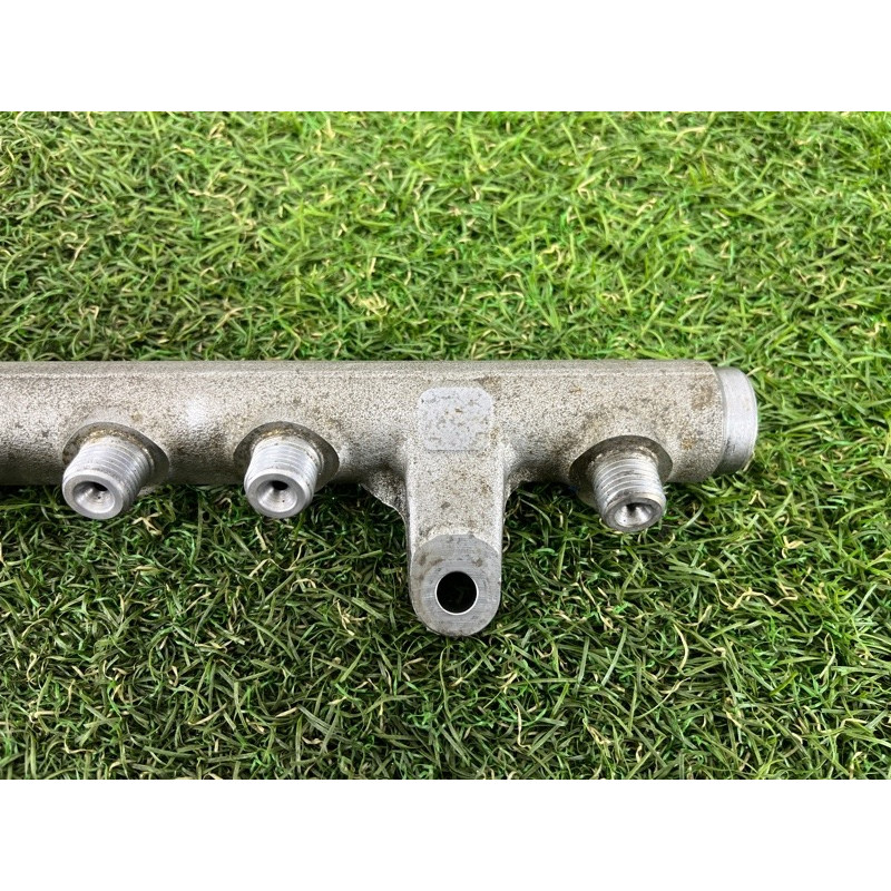 Топливная рампа (топливная система) Volkswagen Amarok 2H 2012 2.0 03L130089K