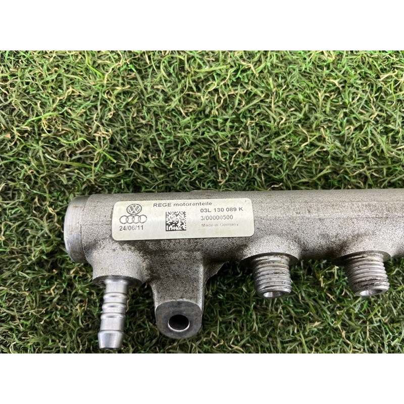 Топливная рампа (топливная система) Volkswagen Amarok 2H 2012 2.0 03L130089K