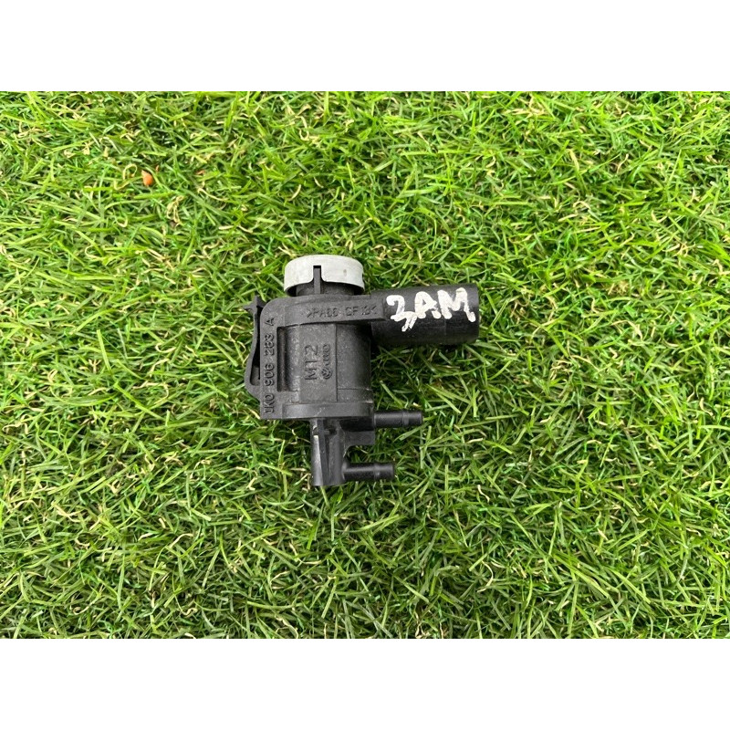 Вакуумный клапан (двигатель и элементы) Volkswagen Amarok 2H 2012 2.0 1K0906283A
