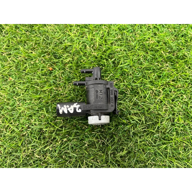 Вакуумный клапан (двигатель и элементы) Volkswagen Amarok 2H 2012 2.0 1K0906283A