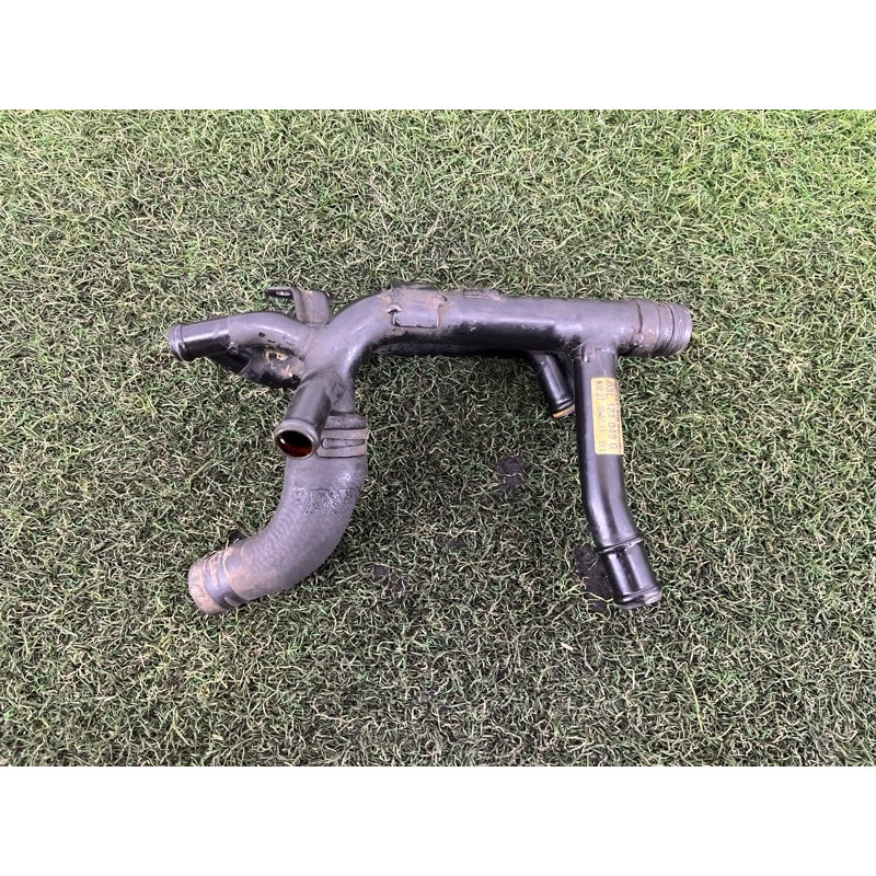 Трубка системы охлаждения (система охлаждения) Volkswagen Amarok 2H 2012 2.0 03L121049G