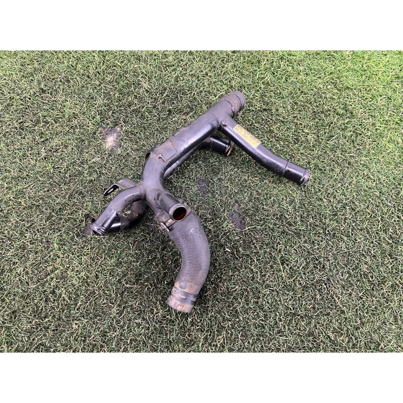 Трубка системы охлаждения (система охлаждения) Volkswagen Amarok 2H 2012 2.0 03L121049G