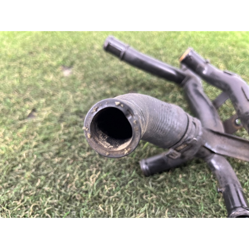 Трубка системы охлаждения (система охлаждения) Volkswagen Amarok 2H 2012 2.0 03L121049G