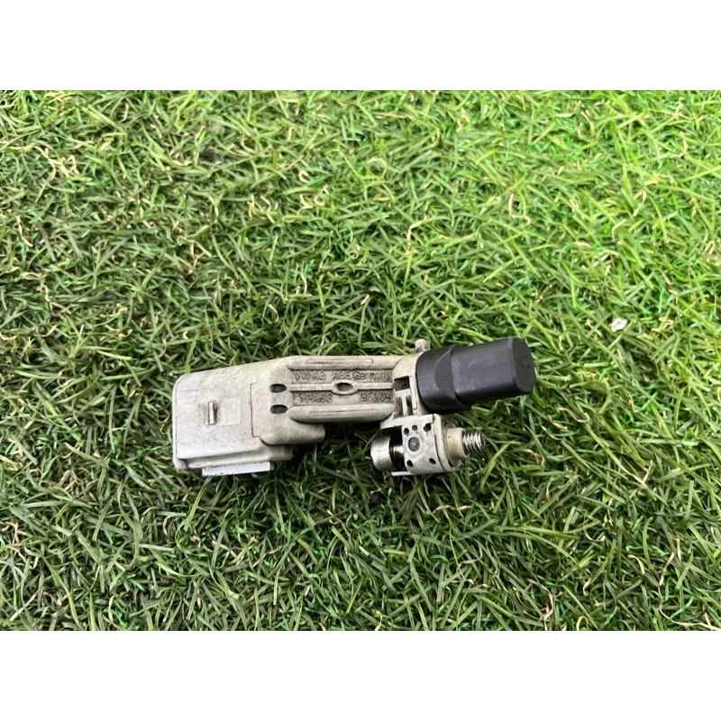 Датчик положения коленвала (электрика двигателя) Volkswagen Amarok 2H 2012 2.0 03C906433A