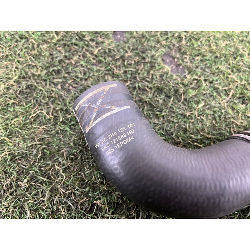 Патрубок (система охлаждения) Volkswagen Amarok 2H 2012 2.0 2H0121101