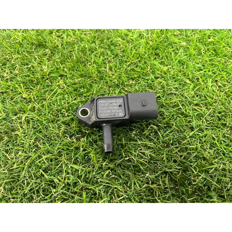 Датчик давления (электрика / датчики) Volkswagen Amarok 2H 2012 2.0 03L906051A
