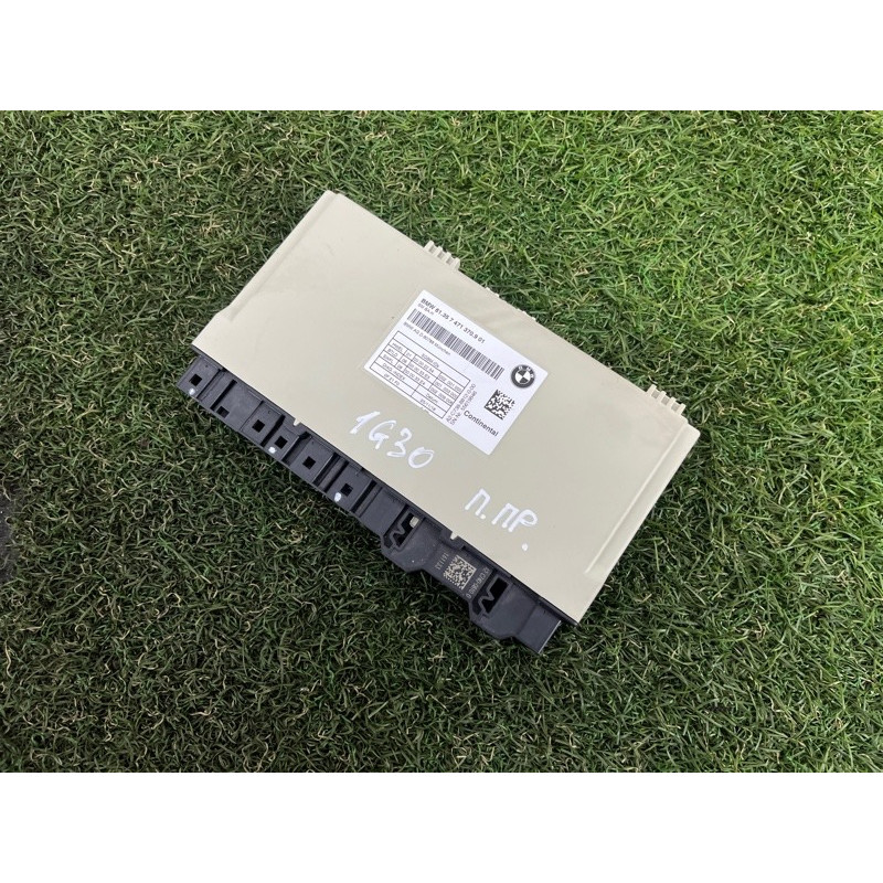 Блок управління сидінням (електрика / блок управління) BMW 5-series G30 2017 2.0 B46B20 61357471370