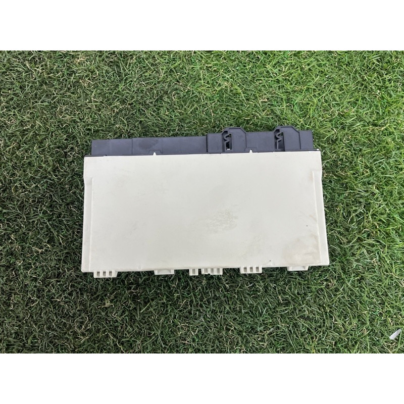 Блок управління сидінням (електрика / блок управління) BMW 5-series G30 2017 2.0 B46B20 61357471370