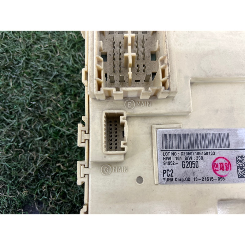 Блок предохранителей (электрика) Hyundai Ioniq AE 2021 1.6 Hybrid 91952G2050