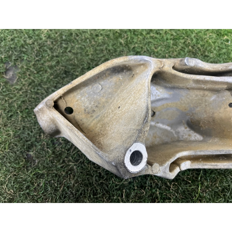 Кронштейн подушки двигателя (кронштейны двигателя) Volkswagen Amarok 2H 2012 2.0 03L199307