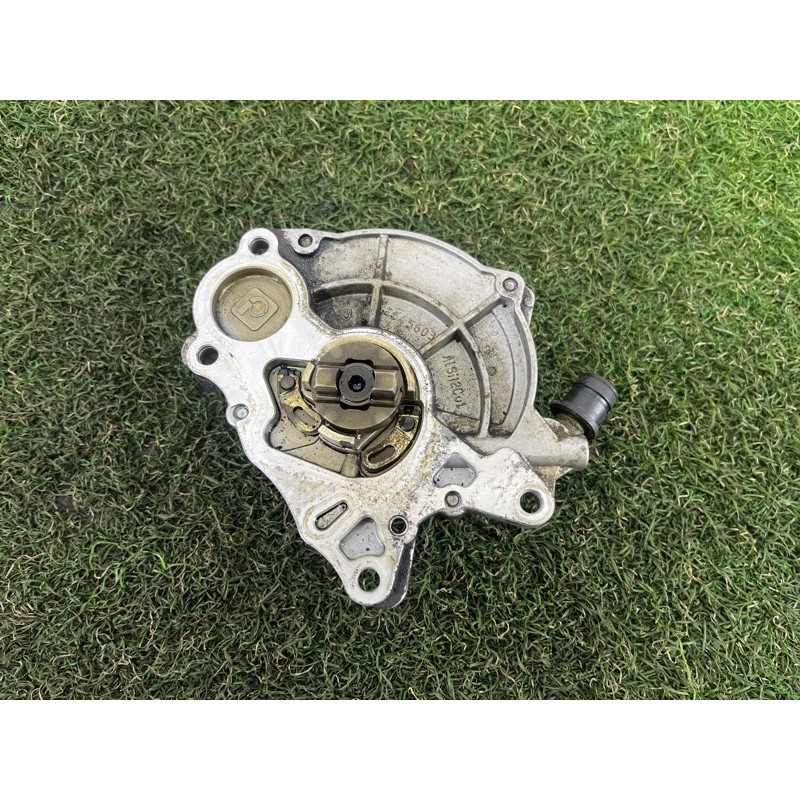 Вакуумный насос (тормозная система) Volkswagen Amarok 2H 2012 2.0 03L145100H