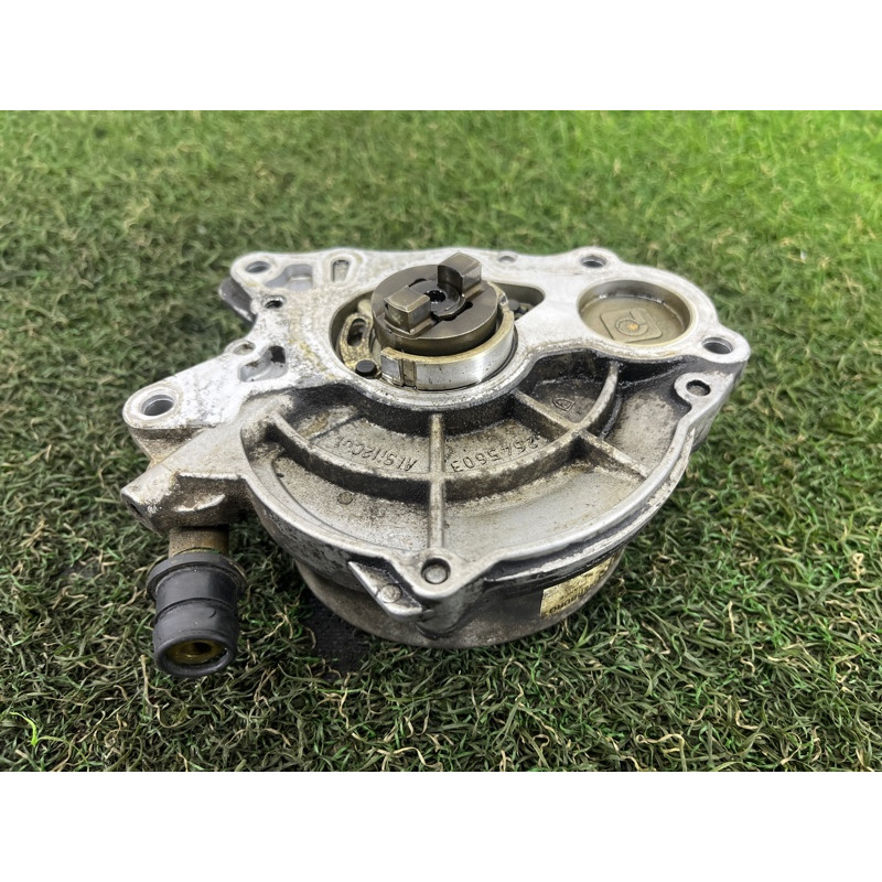 Вакуумный насос (тормозная система) Volkswagen Amarok 2H 2012 2.0 03L145100H