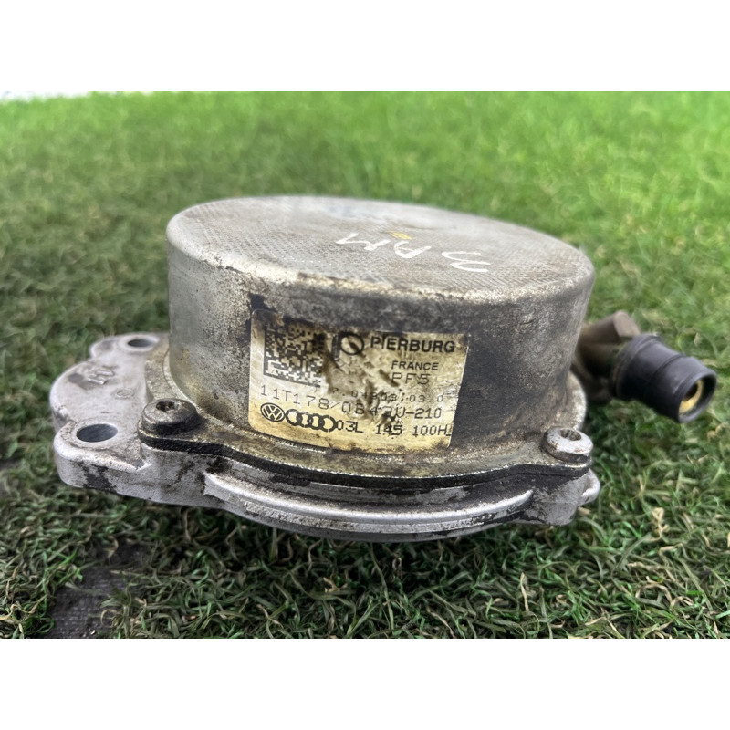 Вакуумный насос (тормозная система) Volkswagen Amarok 2H 2012 2.0 03L145100H