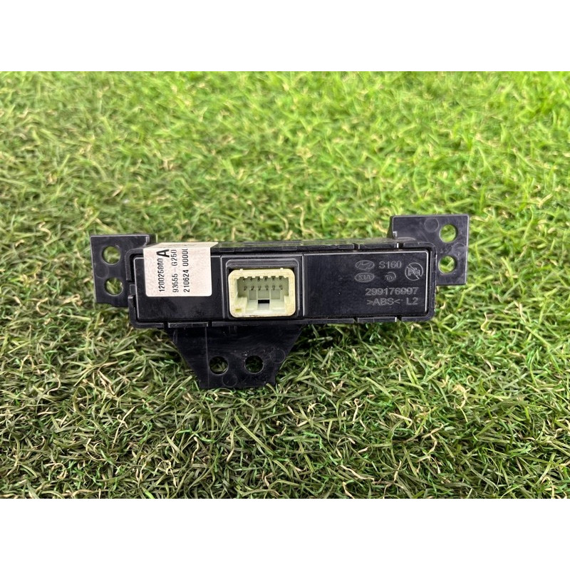 Блок кнопок (электрика / кнопки) Hyundai Ioniq AE 2021 1.6 Hybrid 93555G25004X