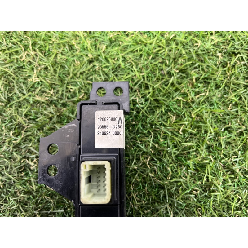 Блок кнопок (электрика / кнопки) Hyundai Ioniq AE 2021 1.6 Hybrid 93555G25004X