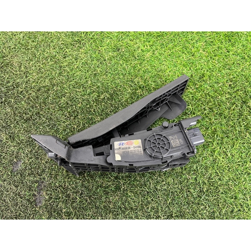 Педаль газа (электрика двигателя) Hyundai Santa Fe TM 2019 2.0 GDi Turbo 32700D4100