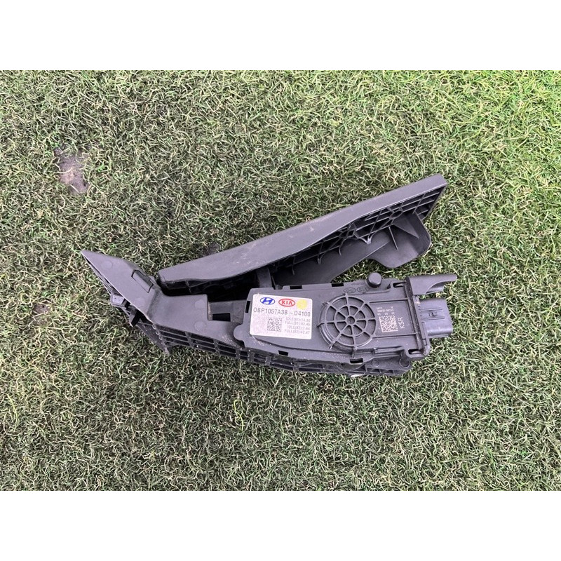 Педаль газа (электрика двигателя) Hyundai Santa Fe TM 2019 2.4GDI 32700D4100