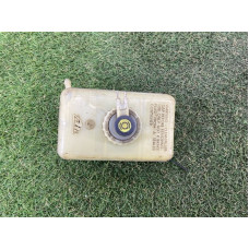 Бачок тормозной жидкости