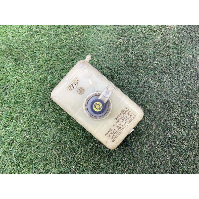 Бачок тормозной жидкости (тормозная система) BMW 3-series E36 34321162263