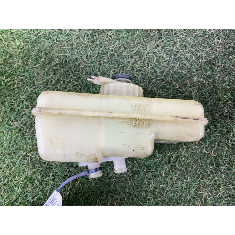 Бачок тормозной жидкости (тормозная система) BMW 3-series E36 34321162263