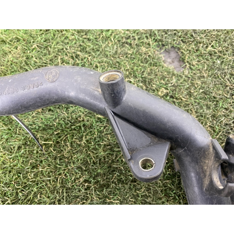 Патрубок (система охлаждения) BMW 3-series E46 11537787379