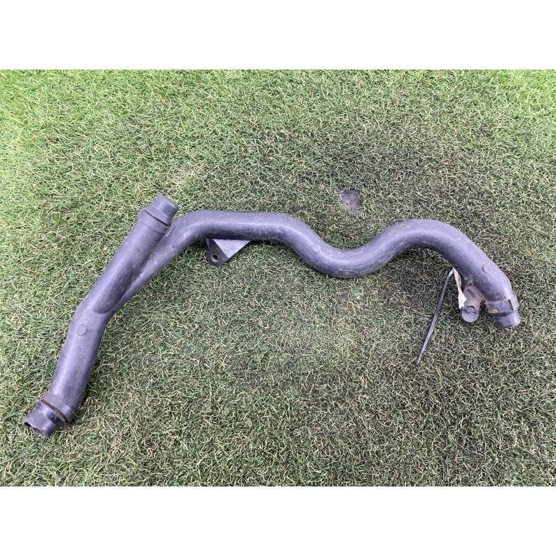 Патрубок (система охлаждения) BMW 3-series E46 11537787379