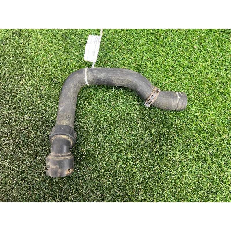 Патрубок (система охлаждения) Volkswagen Passat B5 2003 1.9 TDI 8D0121101AD