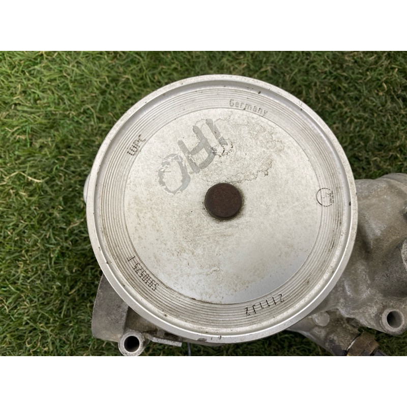 Помпа (система охолодження) BMW 5-series F10 2013 N63B44 1162524