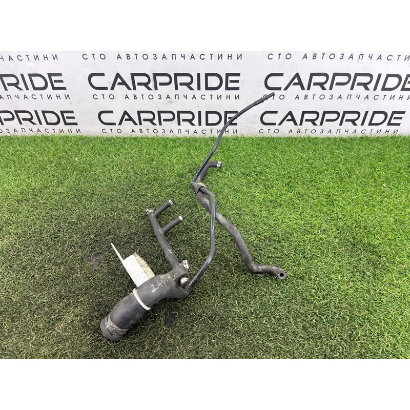 Патрубок (система охлаждения) AUDI A4 B6 2003 1.8 BFB 06B121101A