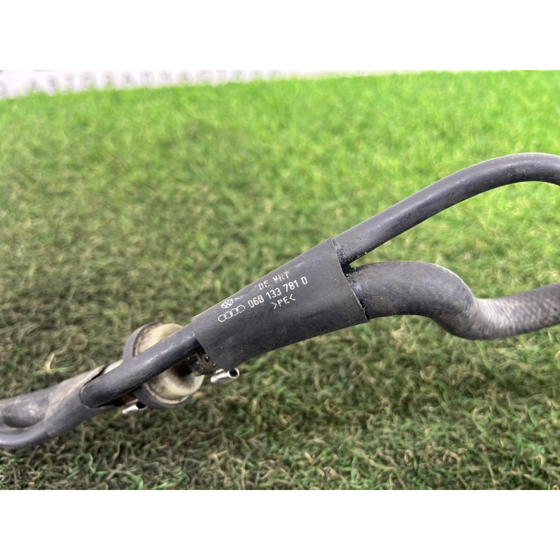 Патрубок (система охлаждения) AUDI A4 B6 2003 1.8 BFB 06B121101A