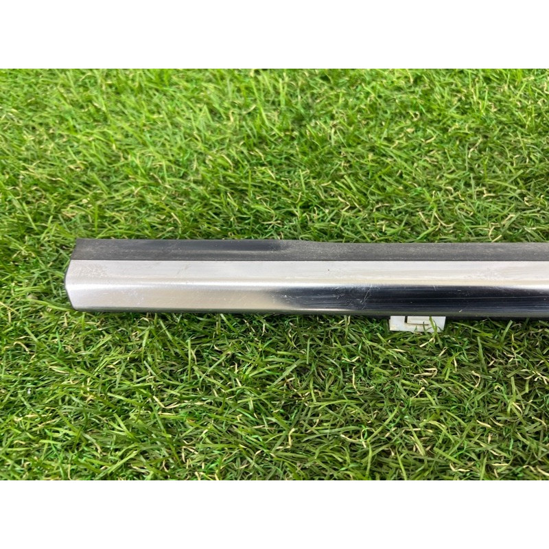 Молдинг стекла (кузов и элементы) Hyundai Ioniq AE 2019 Electro 82220G2010