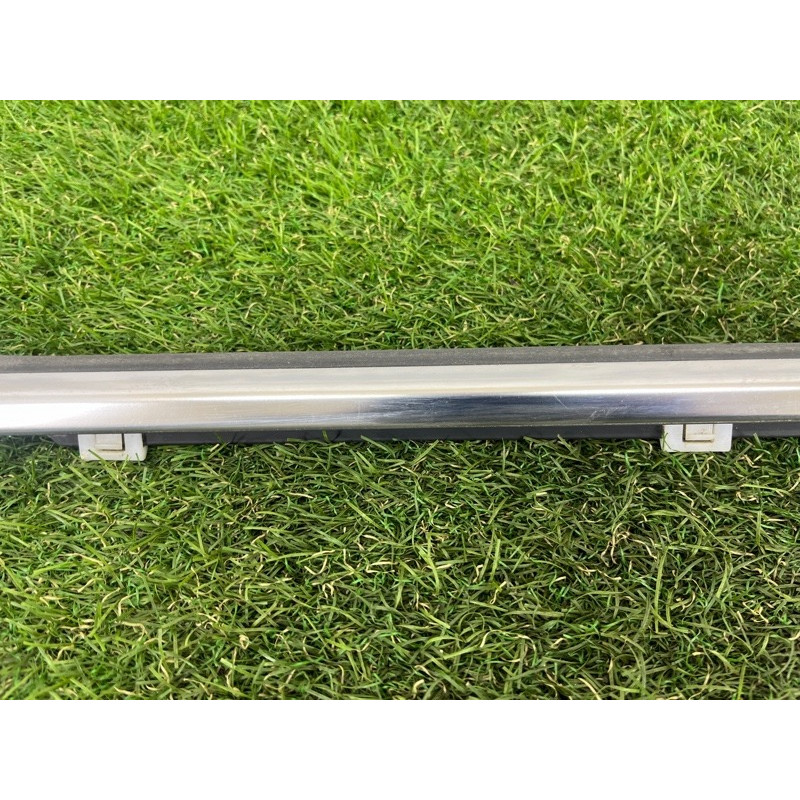 Молдинг стекла (кузов и элементы) Hyundai Ioniq AE 2019 Electro 82220G2010