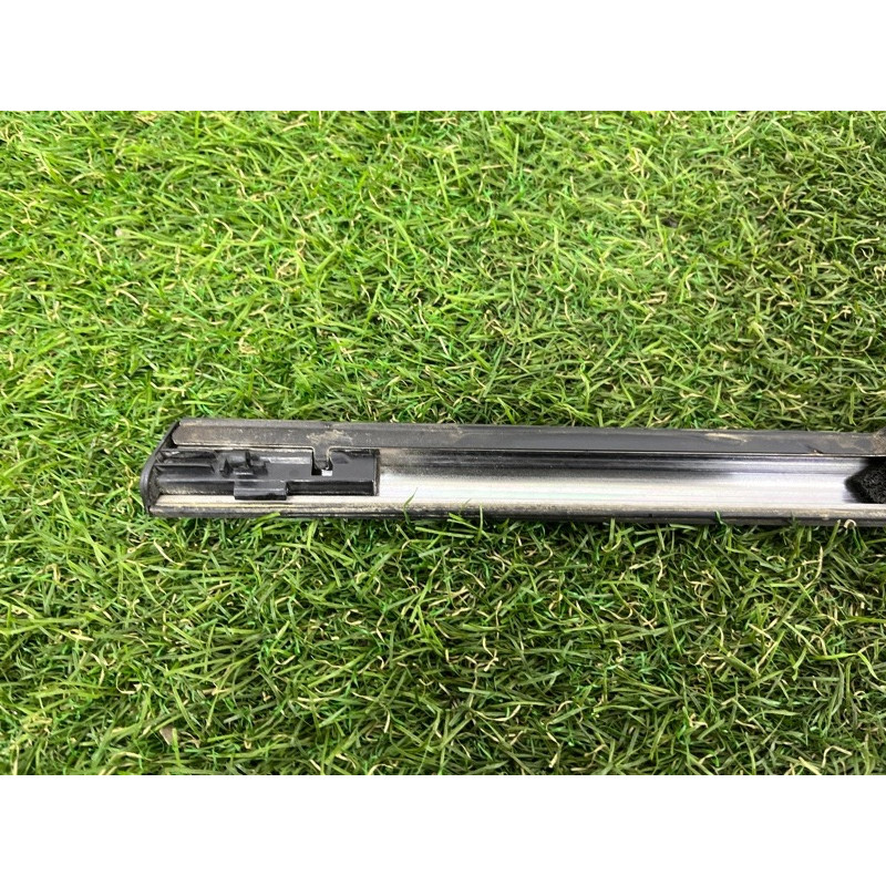 Молдинг стекла (кузов и элементы) Hyundai Ioniq AE 2019 Electro 82220G2010