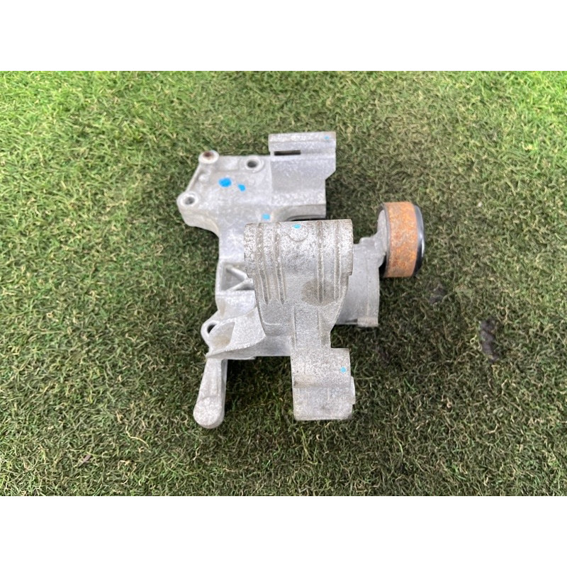 Кронштейн генератора (кронштейны двигателя) Hyundai Santa Fe TM 2019 2.4GDI 252802GGC4