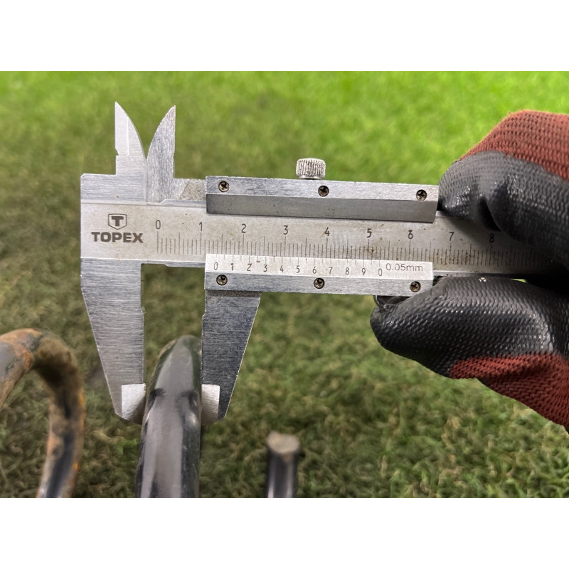 Пружина подвески (подвеска) Volkswagen Touareg II NF 2013 3.0 7P6511115AD