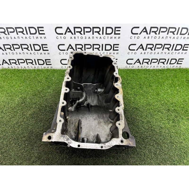 Поддон двигателя (двигатель и элементы) Volkswagen Amarok 2H 2012 2.0 03L103603M