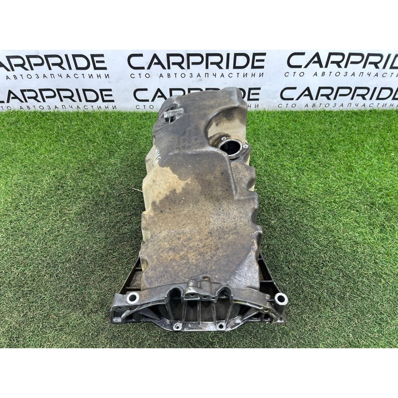 Поддон двигателя (двигатель и элементы) Volkswagen Amarok 2H 2012 2.0 03L103603M