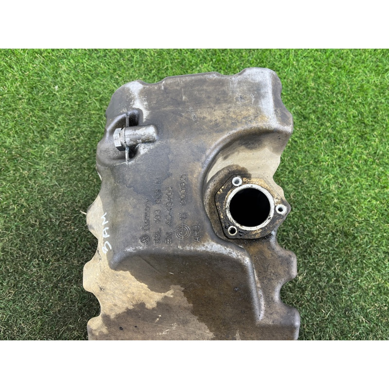 Поддон двигателя (двигатель и элементы) Volkswagen Amarok 2H 2012 2.0 03L103603M