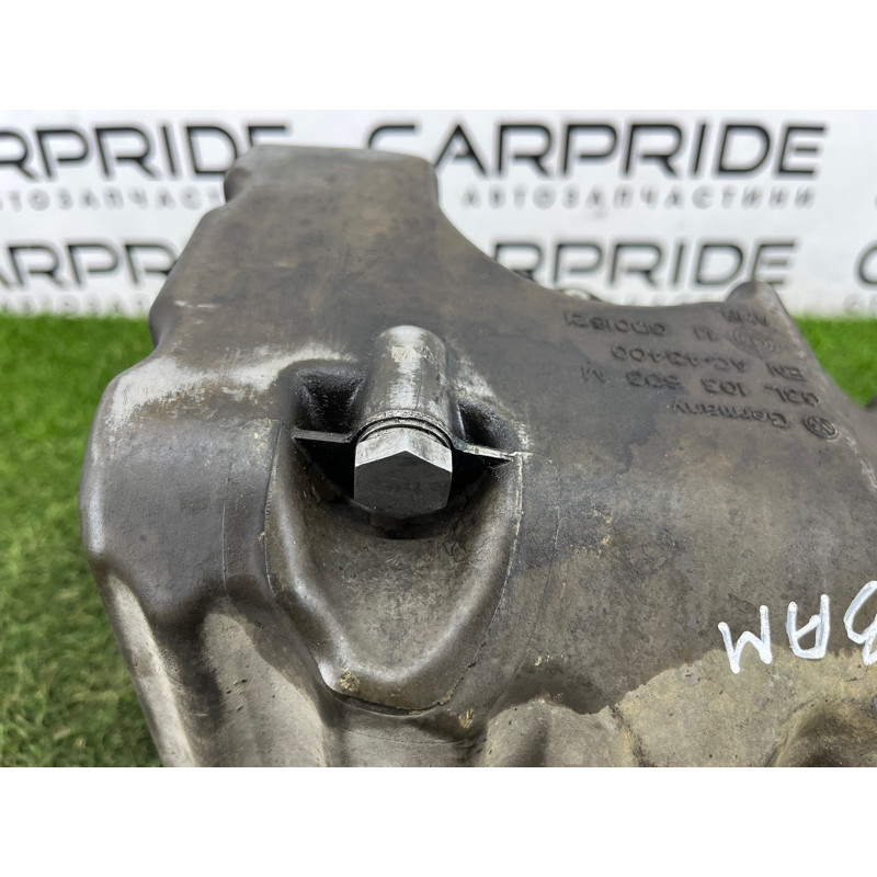 Поддон двигателя (двигатель и элементы) Volkswagen Amarok 2H 2012 2.0 03L103603M